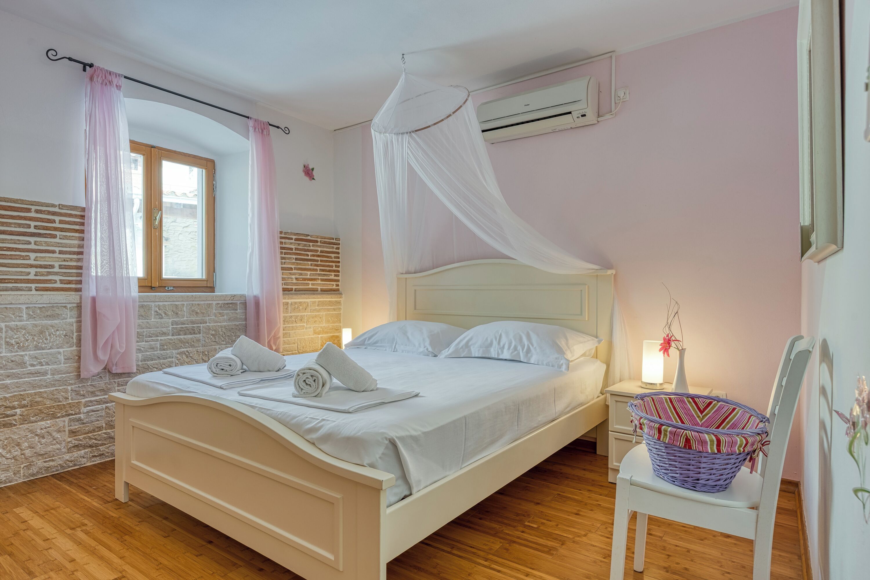 Family Villa, 4 Bedrooms, Fireplace (Casa Rustica Felker)