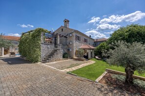 Villa familiar, 4 habitaciones, chimenea (Casa Rustica Felker) | Exterior