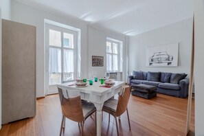 Dining - GuestHost - Charming apartment of about 85 sqm, able to accommodate 4 people, located on the second floor of a period building with elevator (NOT suitable for disabled people).The property is located in the Crocetta district, just 5 minutes walk from the (Turin)