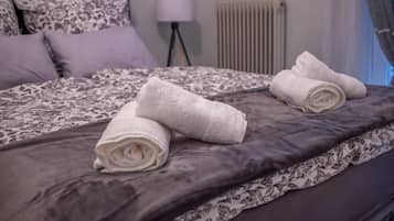2 bedrooms, WiFi, bed sheets