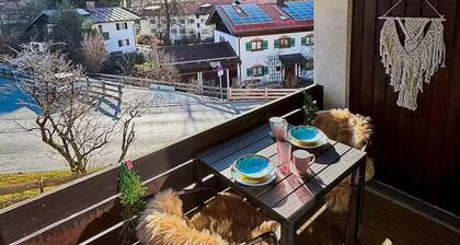 Central apartment with balcony directly on the hiking trail - Alpenperle Tegernsee