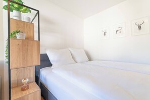 1 Schlafzimmer, Bügeleisen/Bügelbrett, Reisekinderbett, kostenloses WLAN