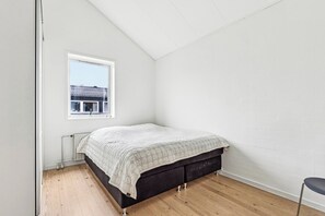 1 dormitori, escriptori, wifi i roba de llit 