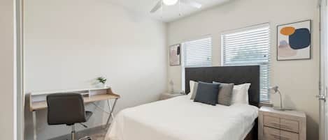 2 bedrooms, desk, iron/ironing board, travel crib
