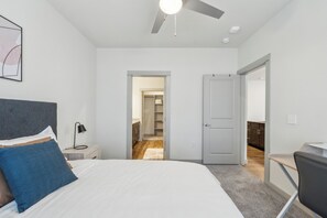 2 bedrooms, desk, iron/ironing board, travel crib