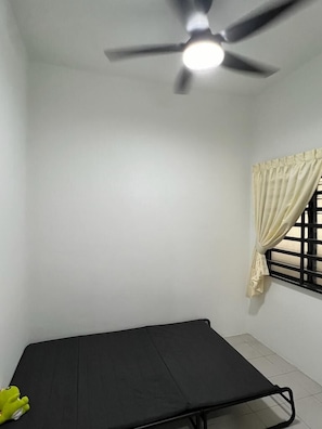 Comfort Apartment | 3 bedrooms, blackout drapes, free WiFi - Pusing Apartment (Pusing)
