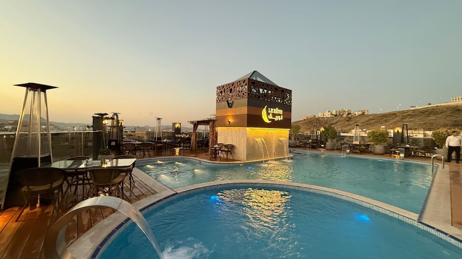 Le Reve Hotel