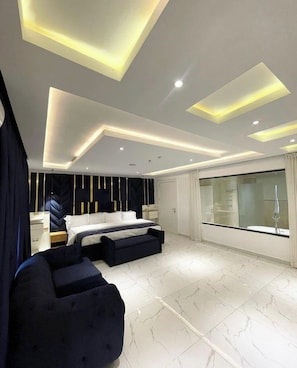 Economy Room, Balcony, City View | Desk, laptop workspace, blackout drapes, soundproofing - Light Ville Apartment and Suites (Benin City)