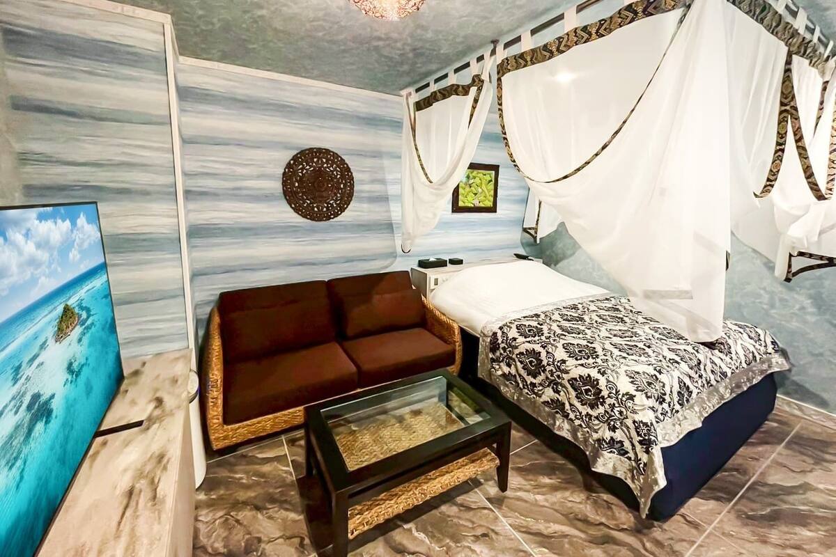 Chambre supérieure double, fumeur | Accès au Wi-Fi (inclus), literie fournie