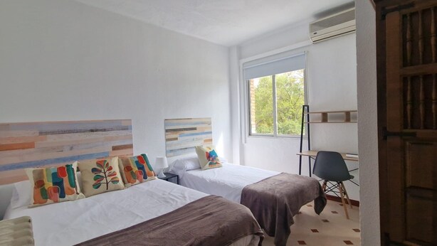 Family Triple Room, City View | WiFi (free), bed sheets - Hostal El Torero (Alcalá de Henares)