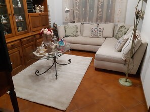 Apartment | Living area