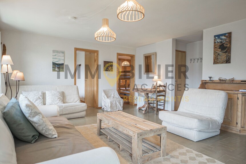 Charmant Bas De Chalet Avec Jardin / Terrasse Pour 4 (à 5) Personnes, Situé Au Calme à 50 Mètres D'u - Vercorin