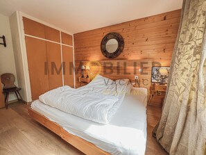 3 bedrooms