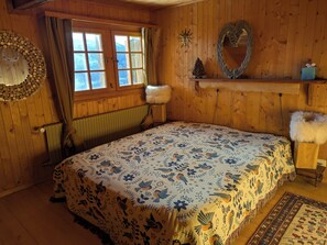 4 habitaciones, escritorio y wifi 