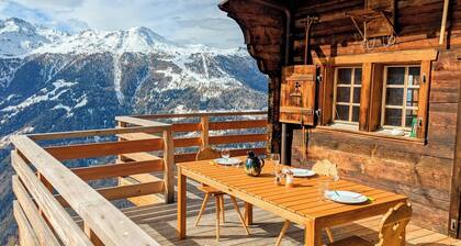Charmantes, authentisches und warmes Chalet mit 4 Schlafzimmern – Ideal für 6 Personen.Dieses Chalet