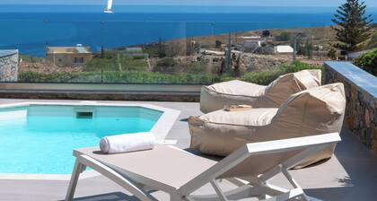 La mer De Crete suite private pool & sea view!