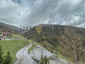 Sports court - Très beau chalet individuel de 4 pièces pour 6 personnes. Idéalement situé à proximité du funiculair (St-Luc)