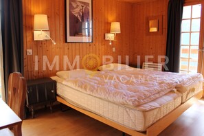 3 bedrooms