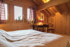 6 quartos, acesso à internet