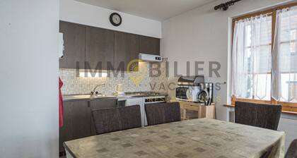 Linen is not included in the service. We provide, if desired, linen packages including bed linen, ba