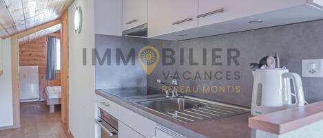 Kühlschrank, Ofen, Herdplatte