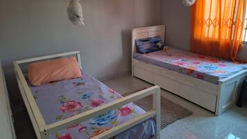 3 bedrooms, WiFi, bed sheets