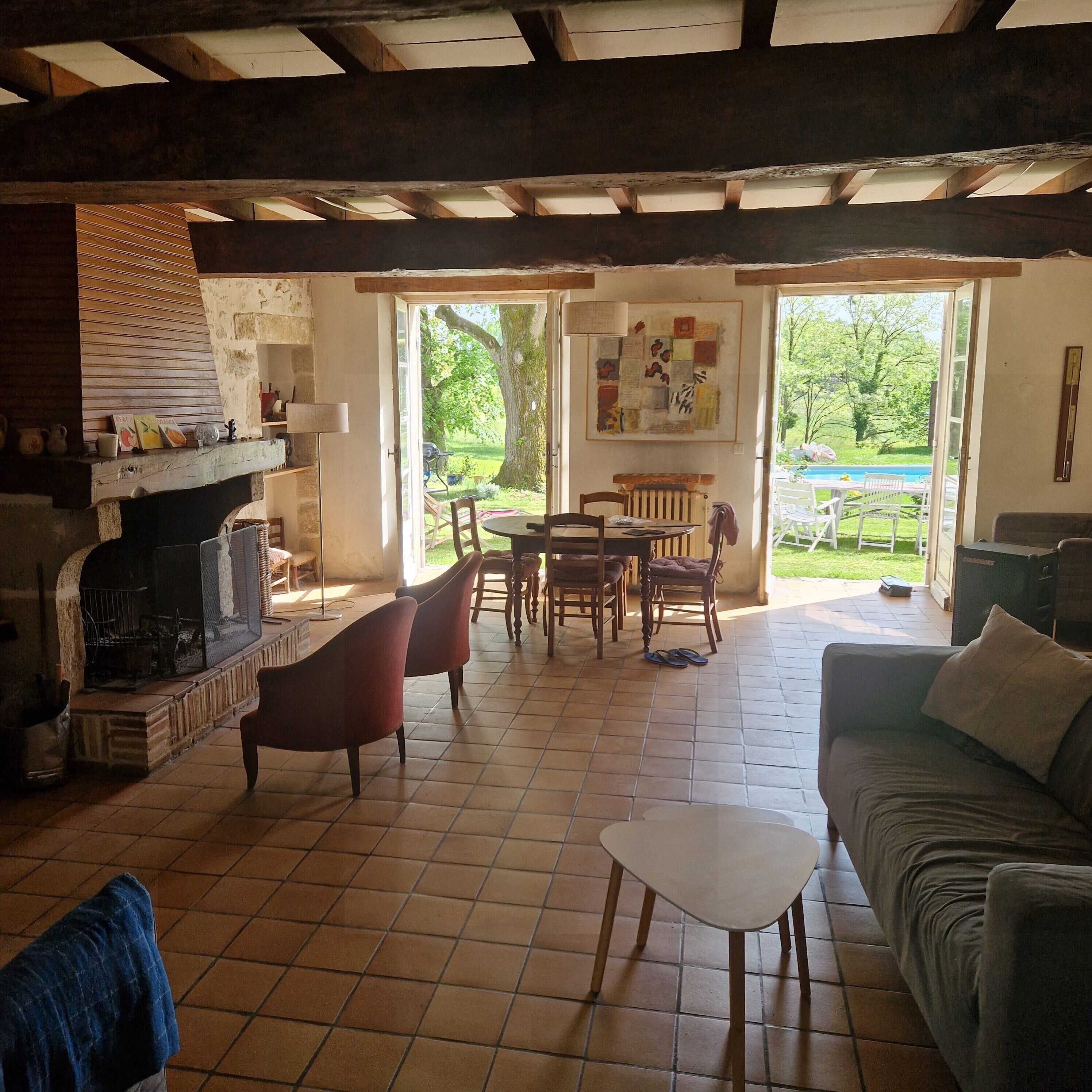 TV connectée, cheminée