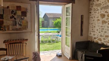 TV connectée, cheminée