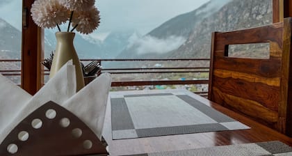 Keylong Heights Guest House