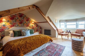 Superior suite, uitzicht op zee | 1 slaapkamer, individueel gedecoreerd, individueel gemeubileerd