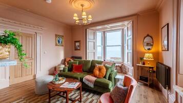 Smart TV 42 polegadas com canais digitais, Netflix