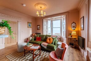 تلفزيون ذكي، برامج وأفلام نتفليكس، خدمات بث