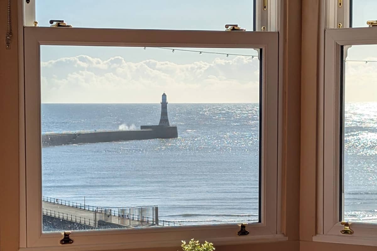 Egyptian cotton sheets, premium bedding, pillow-top beds