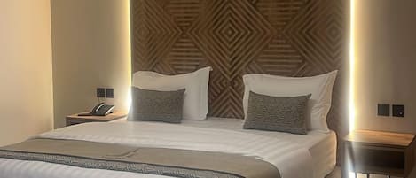 Double Room | In-room safe, soundproofing, iron/ironing board