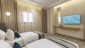 Cofres nos quartos, ferros/tábuas de passar roupa