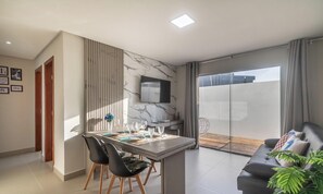 Basic Apartment | Interior