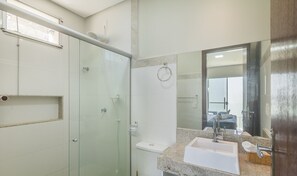 Apartemen Basic | Kamar mandi