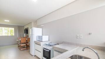 Basic Apartment | Private kitchen