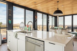 Fridge, stovetop, dishwasher, toaster