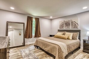 5 habitaciones, escritorio, tabla de planchar con plancha y wifi gratis 