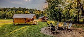 Secluded| Near Gatlinburg and Asheville|WiFi|AC