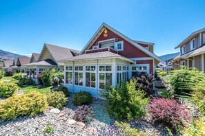 Exterior - Barefoot Bliss Cottage #31 (Osoyoos)