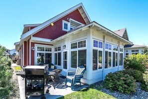 Terrace/patio - Barefoot Bliss Cottage #31 (Osoyoos)