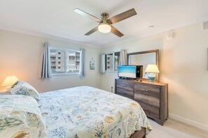 2 bedrooms, internet, bed sheets