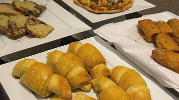 Desayuno continental incluido todos los días