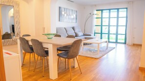 Dining - Villa Luisa: Relax with ocean view and swimming pool (Los Abrigos)