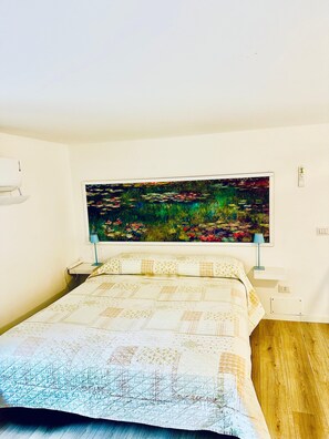 2 室のベッドルーム、WiFi、ベッドシーツ
