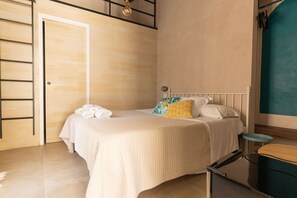 Chambre Confort, salle de bain privée, dans la tour | Accès au Wi-Fi (inclus)