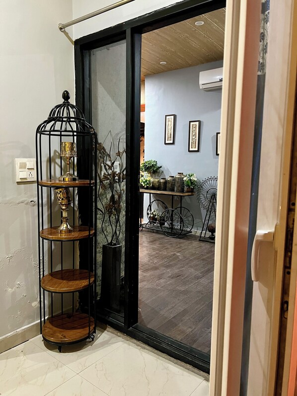 Luxury House, City View | Living area - The Penthouse Rishikesh (Rishikesh)