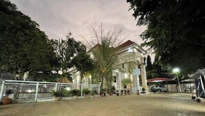 Ảnh chưa phân loại, 3 trong số 52 ảnh, nút